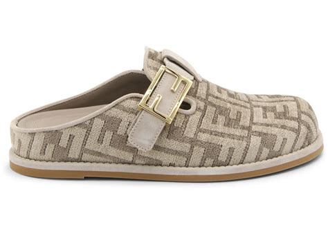 Fendi Feel Dove Grey Chenille (Women's).